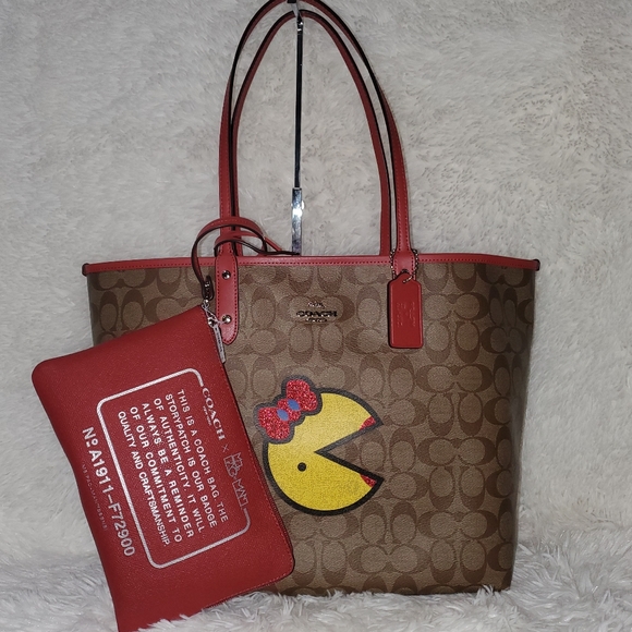 Coach Handbags - 🔥2PC New Coach Ms Pac Man Reversible Tote.